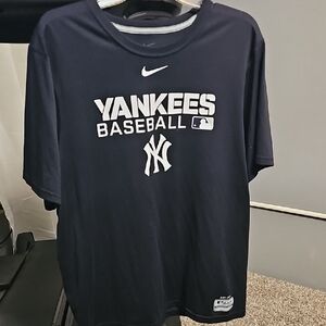 Offical Nike NY Yankees Dri-fit Shirt